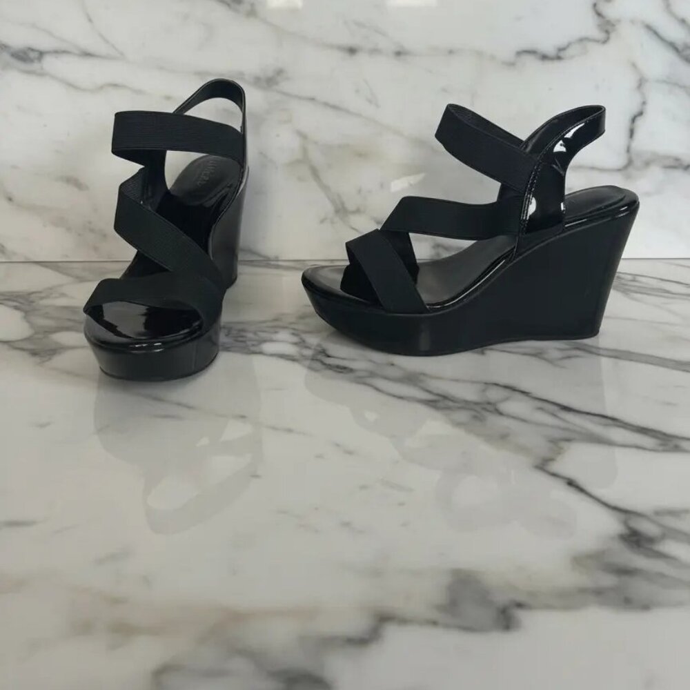 Charles David  Wedges